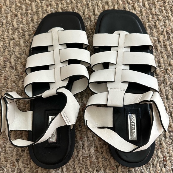 Primark Shoes Primark White Flat Sandals Free Sandals Poshmark